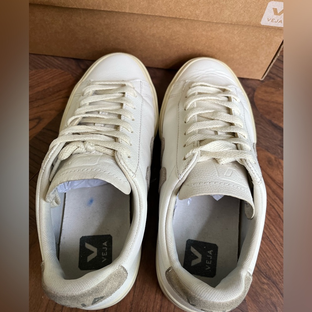 Veja Campo Leather Sneakers Size US 6 - Picture 5 of 7